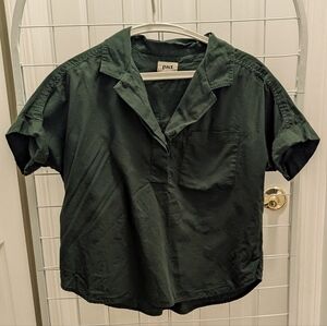 Pact Short Sleeve Popover Shirt in Forest Green